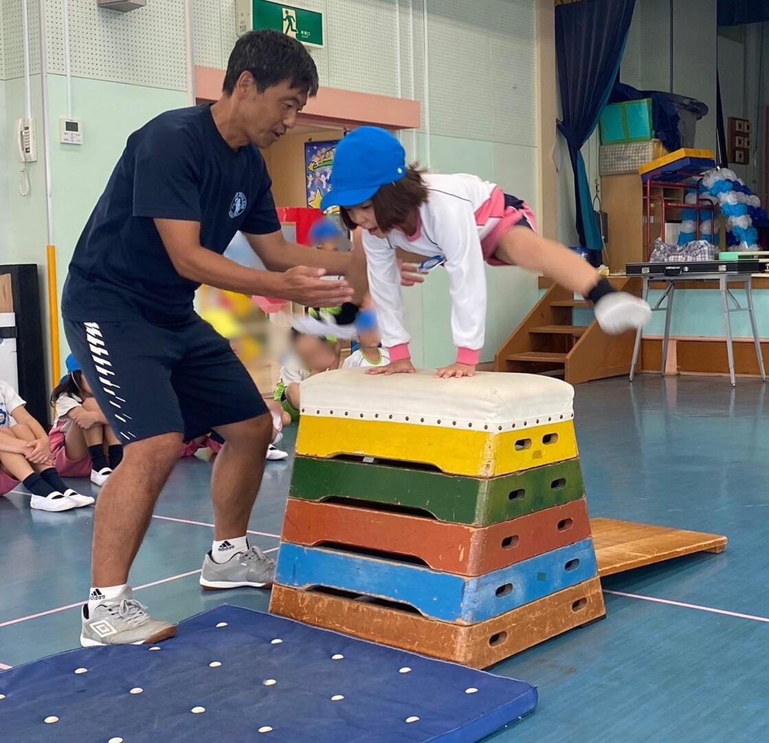 スポーツクラブ